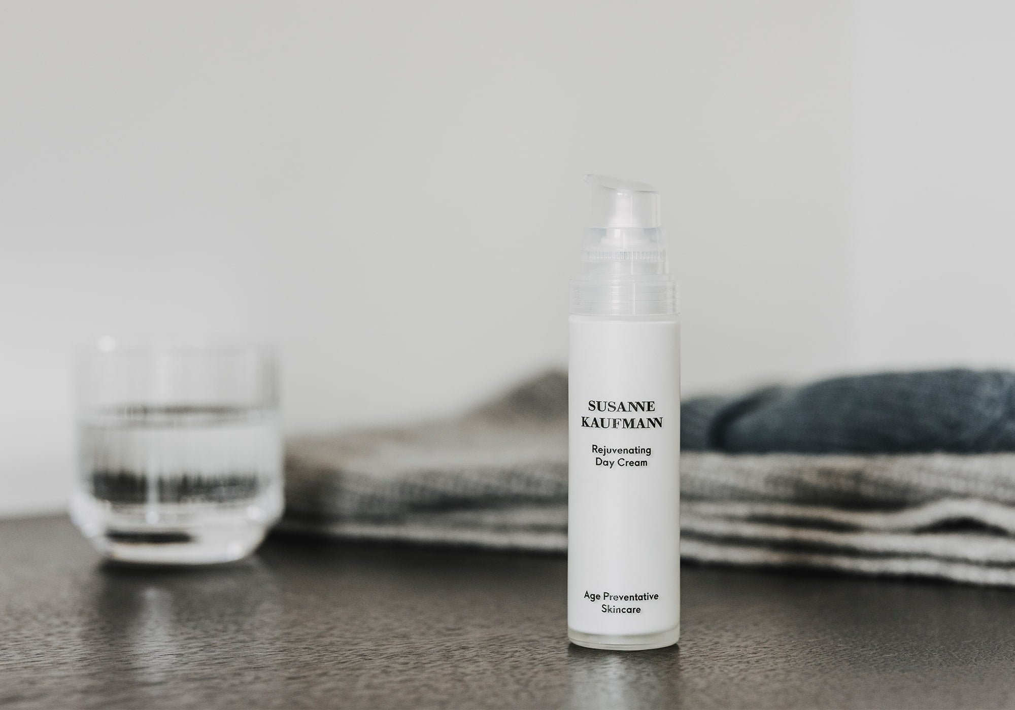 How to Protect Your Skin Against City Pollution - Susanne Kaufmann EN