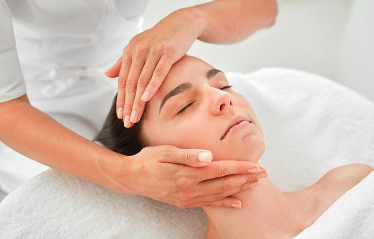 What Does My Skin Need? - Susanne Kaufmann EN