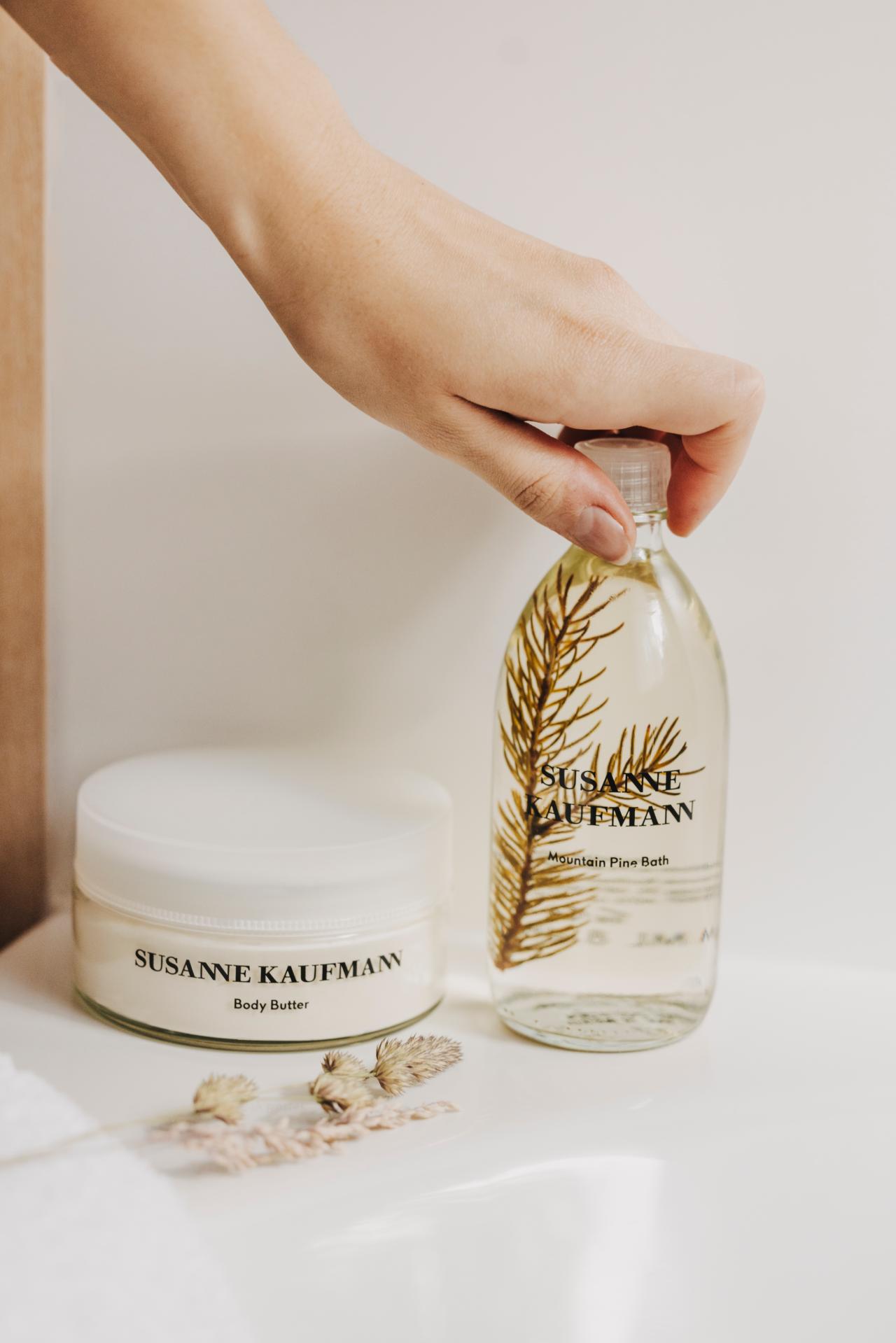 Mountain Pine Bath - Susanne Kaufmann EN